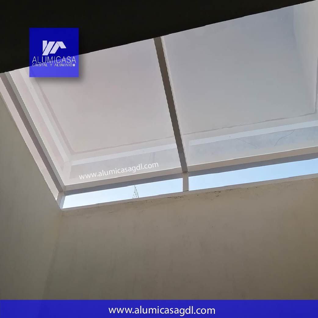 Domo tragaluz con ventilación cubierta de vidrio templado con control solar