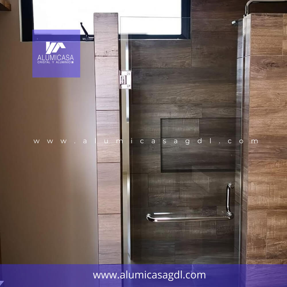 puerta abatible para ingreso a ducha cristal templado con jaladera para toalla-1