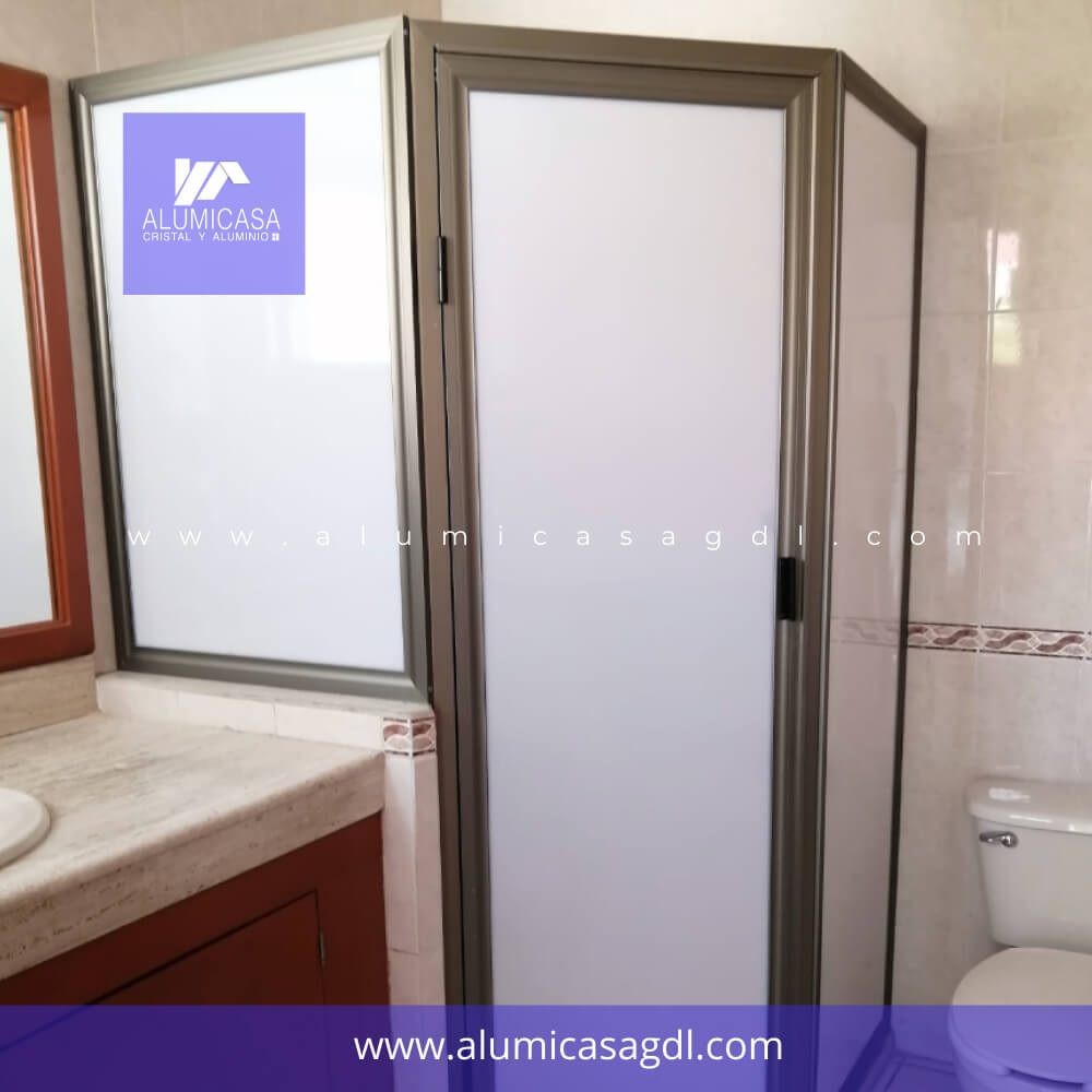 Cancel de baño hexagonal cubierta tipo acrilico aluminio tono cien claro