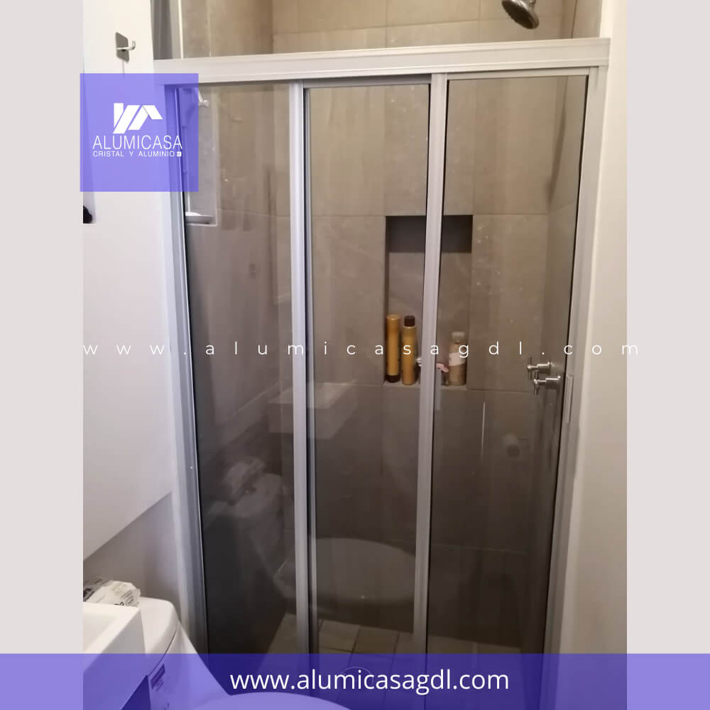Cancel de baño para espacio pequeño corredizos de cristal templado