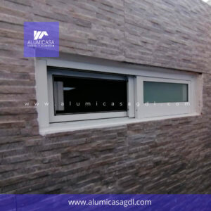 VENTANA CHICA CORREDIZA DE ALUMINIO VIDRIO TINTEX