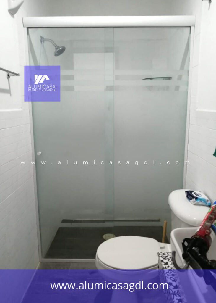 Cancel de baño corredizo aluminio blanco esmerilado E06